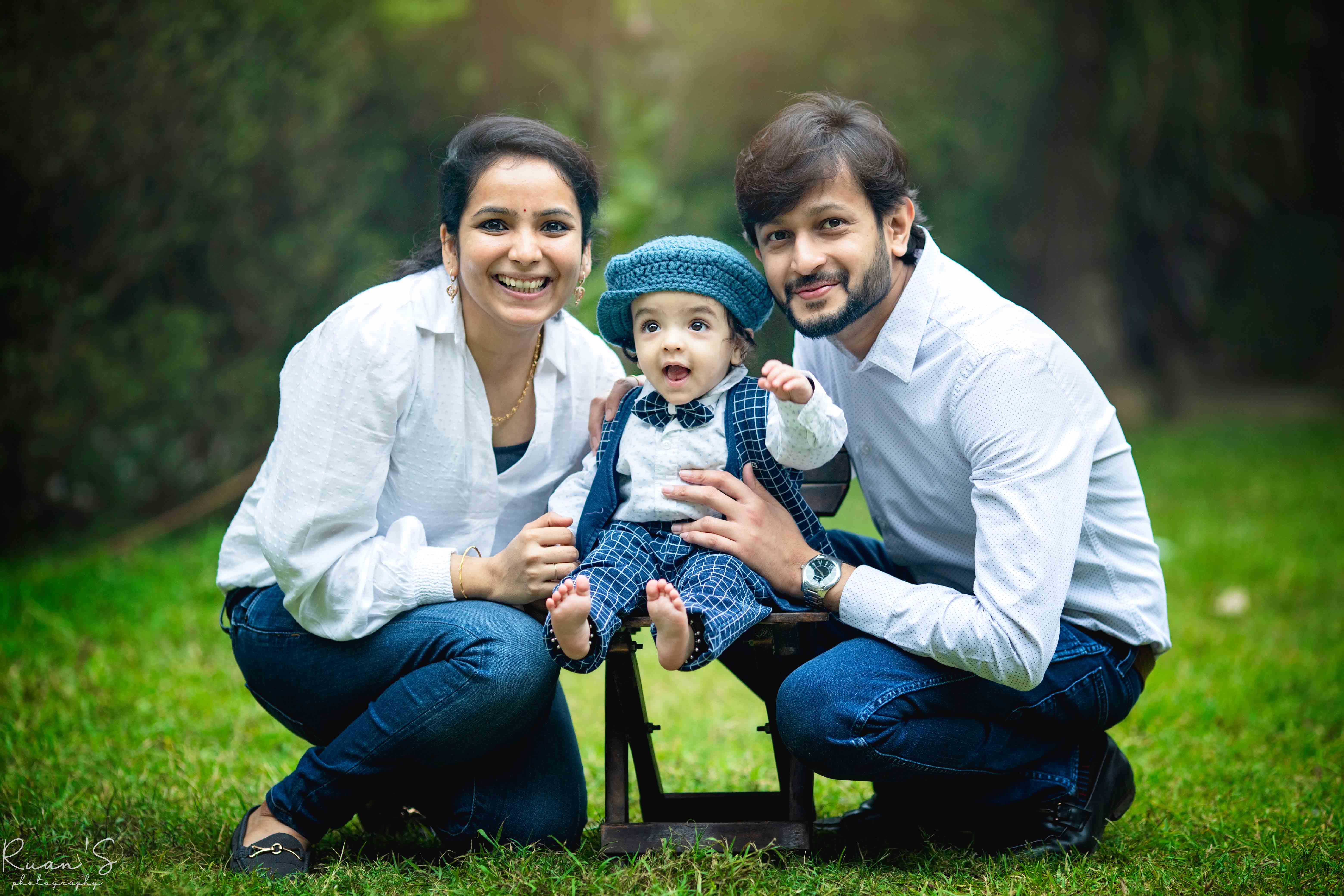 best baby and family photographer in kolkata